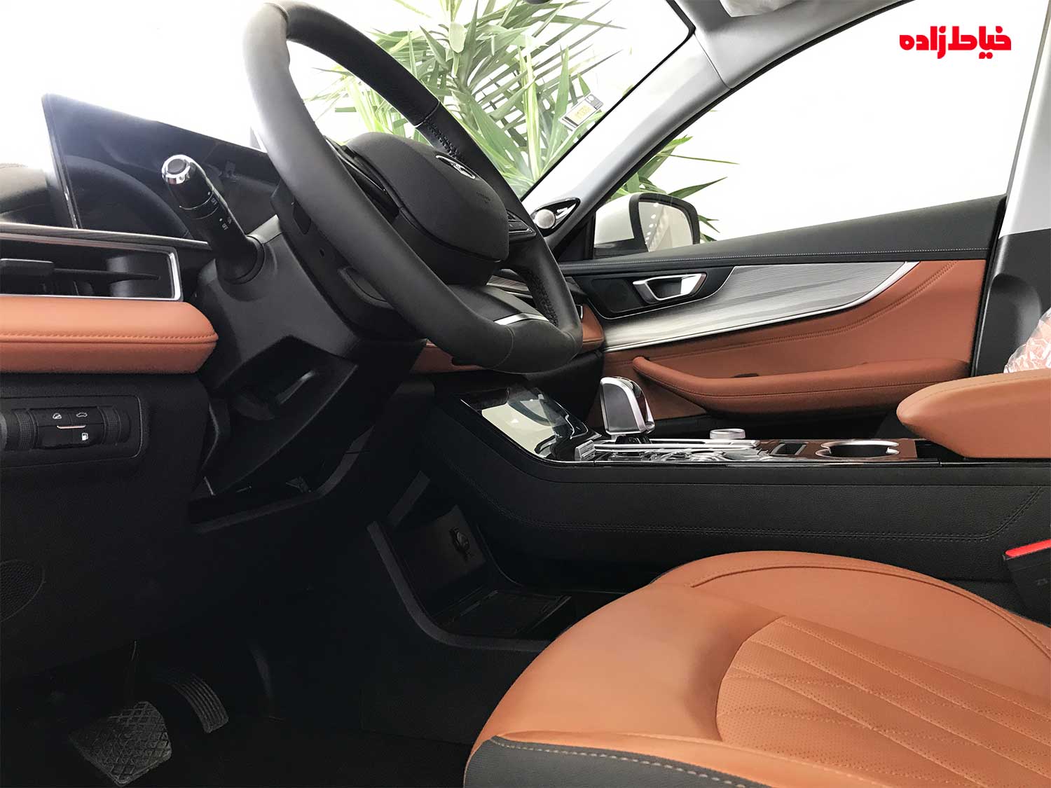 مشخصات ظاهری و بیرونی تیگو 8 پرومکس IE 