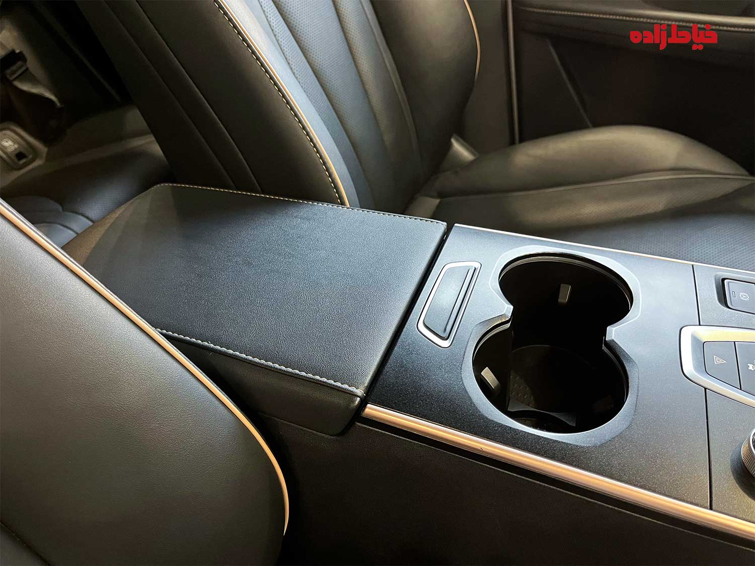 عکس کنسول میانی فونیکس fx