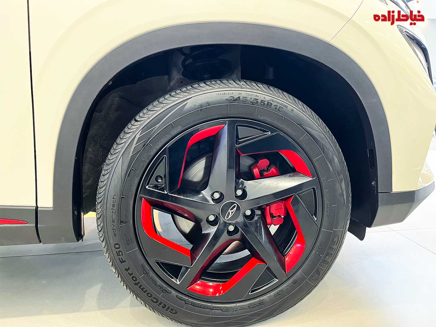 تایرهای فونیکس اف ایکس