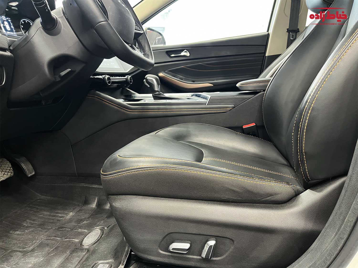 صندلی راننده و تنظیمات آن