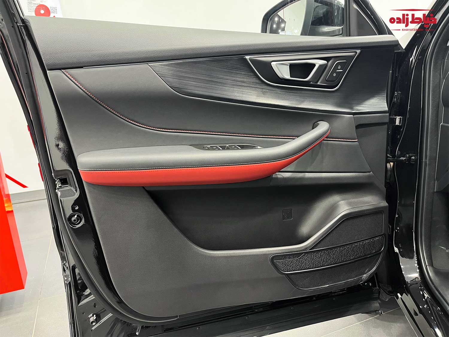 درب سمت راننده ایکس 55 پرو IE