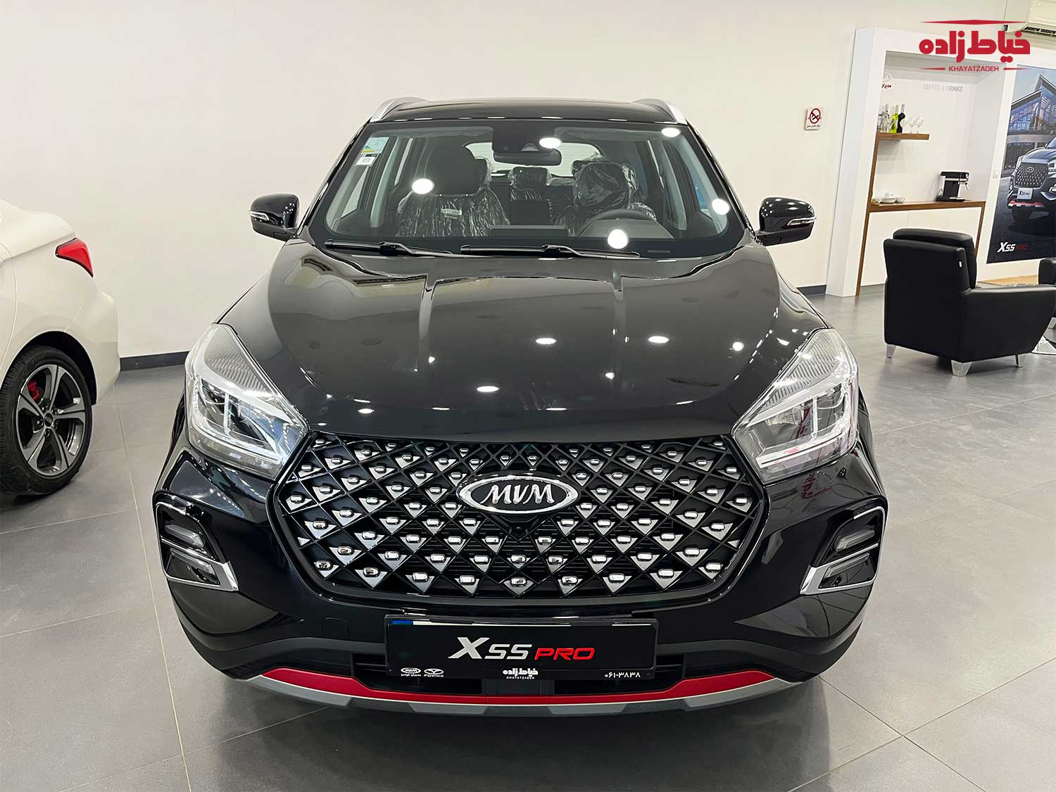 ایکس 55 پرو IE از نمای پایین روبرو