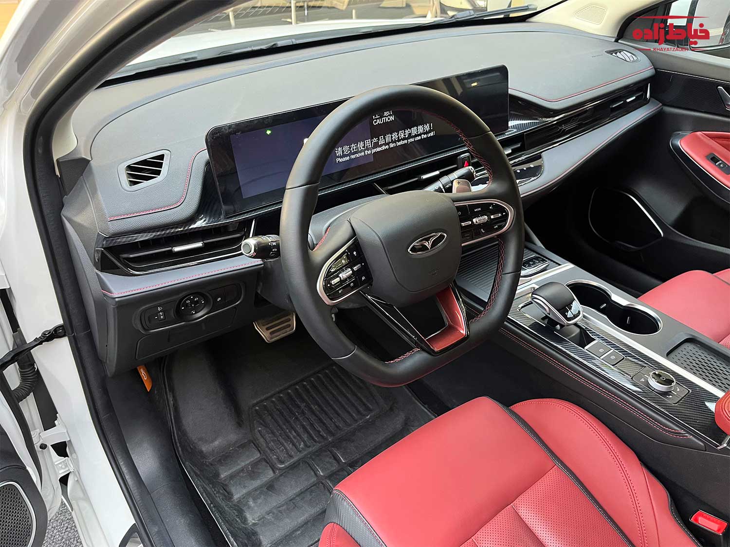 فرمان و صندلی راننده